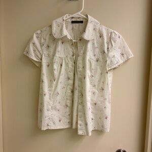 Brandy Melville Flower short sleeve shirt.